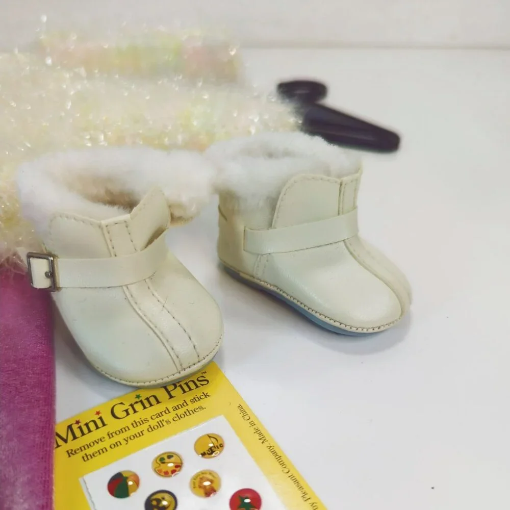 American Girl Snowball Outfit 1998 Pleasant Company Leggings Sweater Boots - Picture 6 of 9